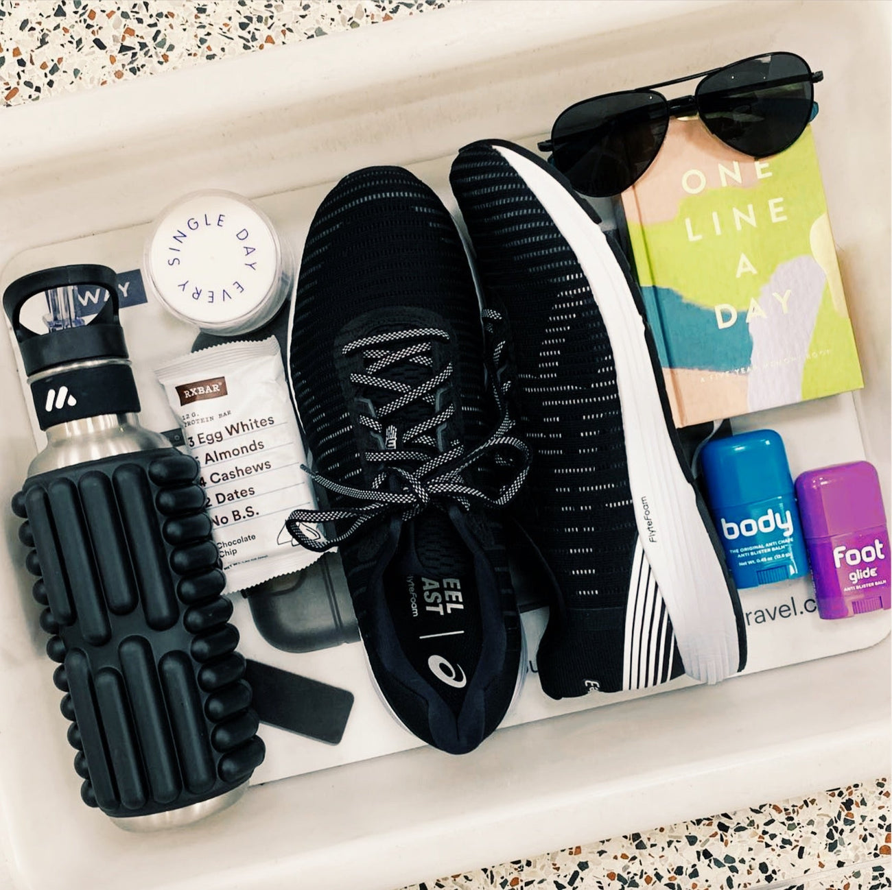 Grace 0.7 L MOBOT Noir